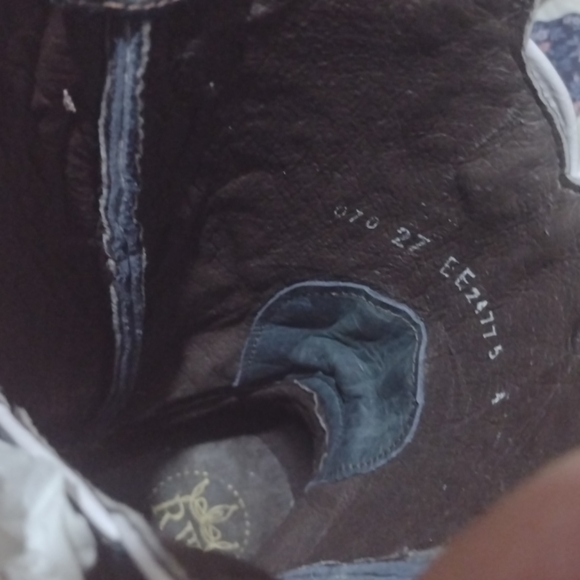 Cowboy boots - Picture 5 of 6